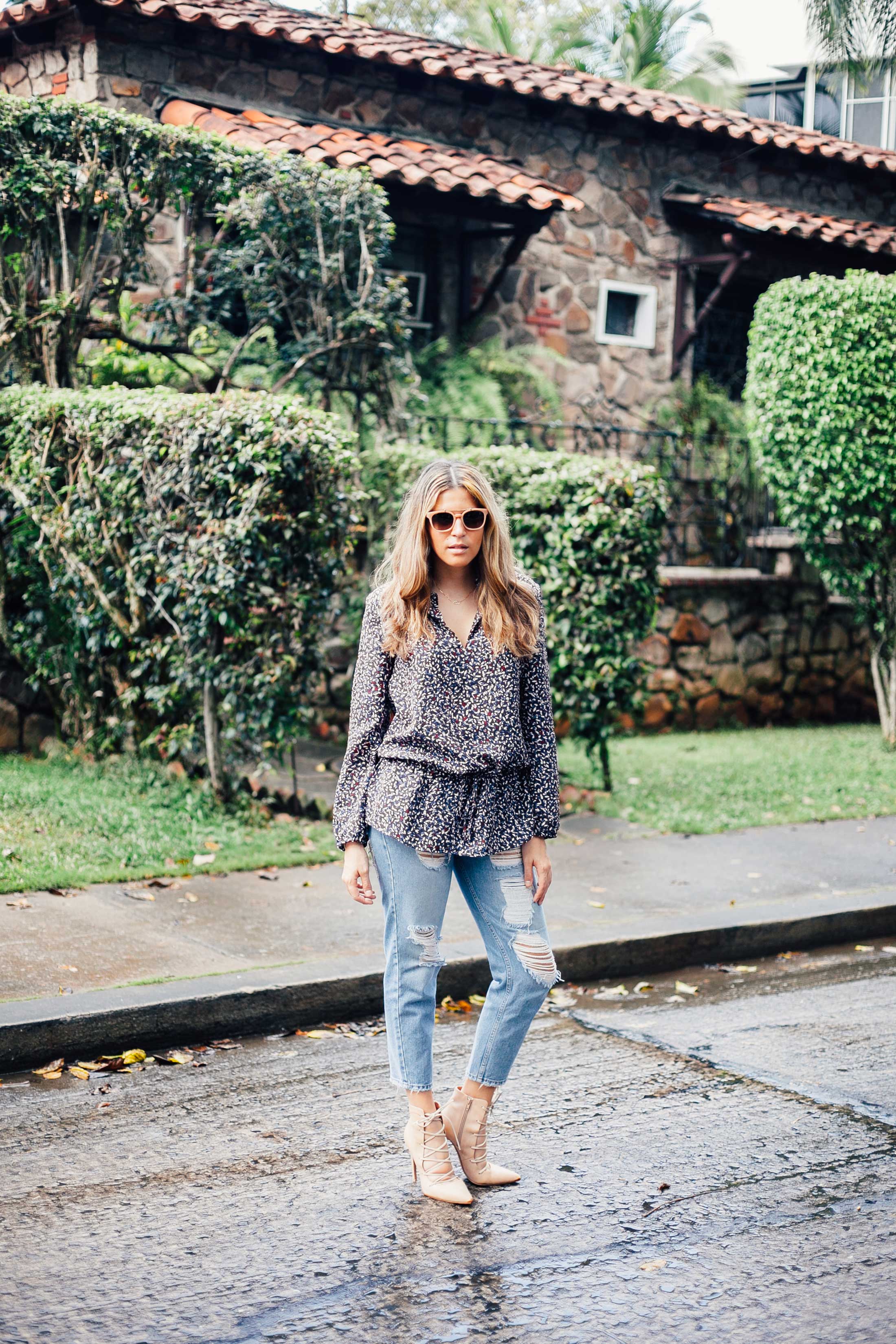 Chic everyday jeans outfit