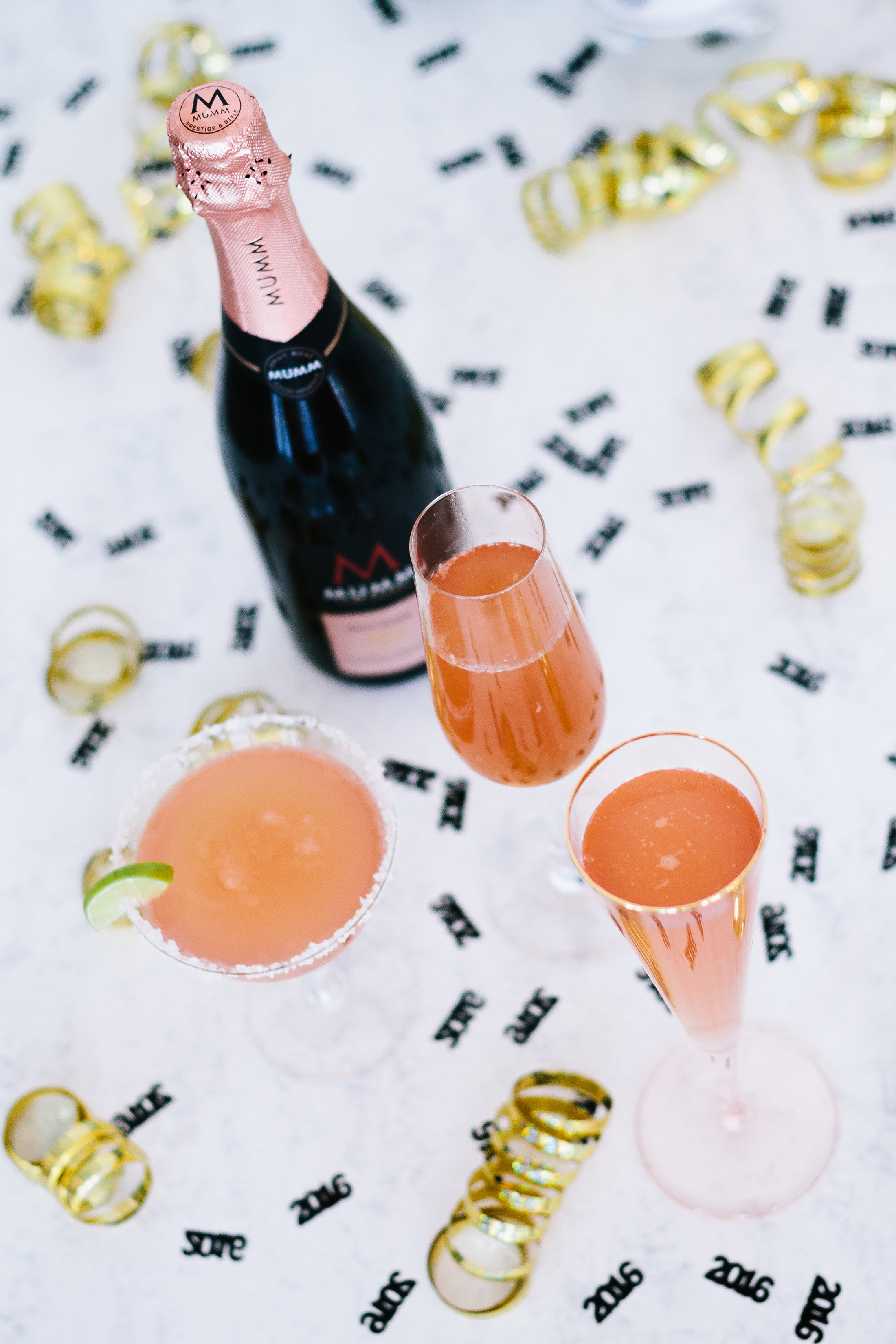 Rosé champagne cocktails for New Year's Eve