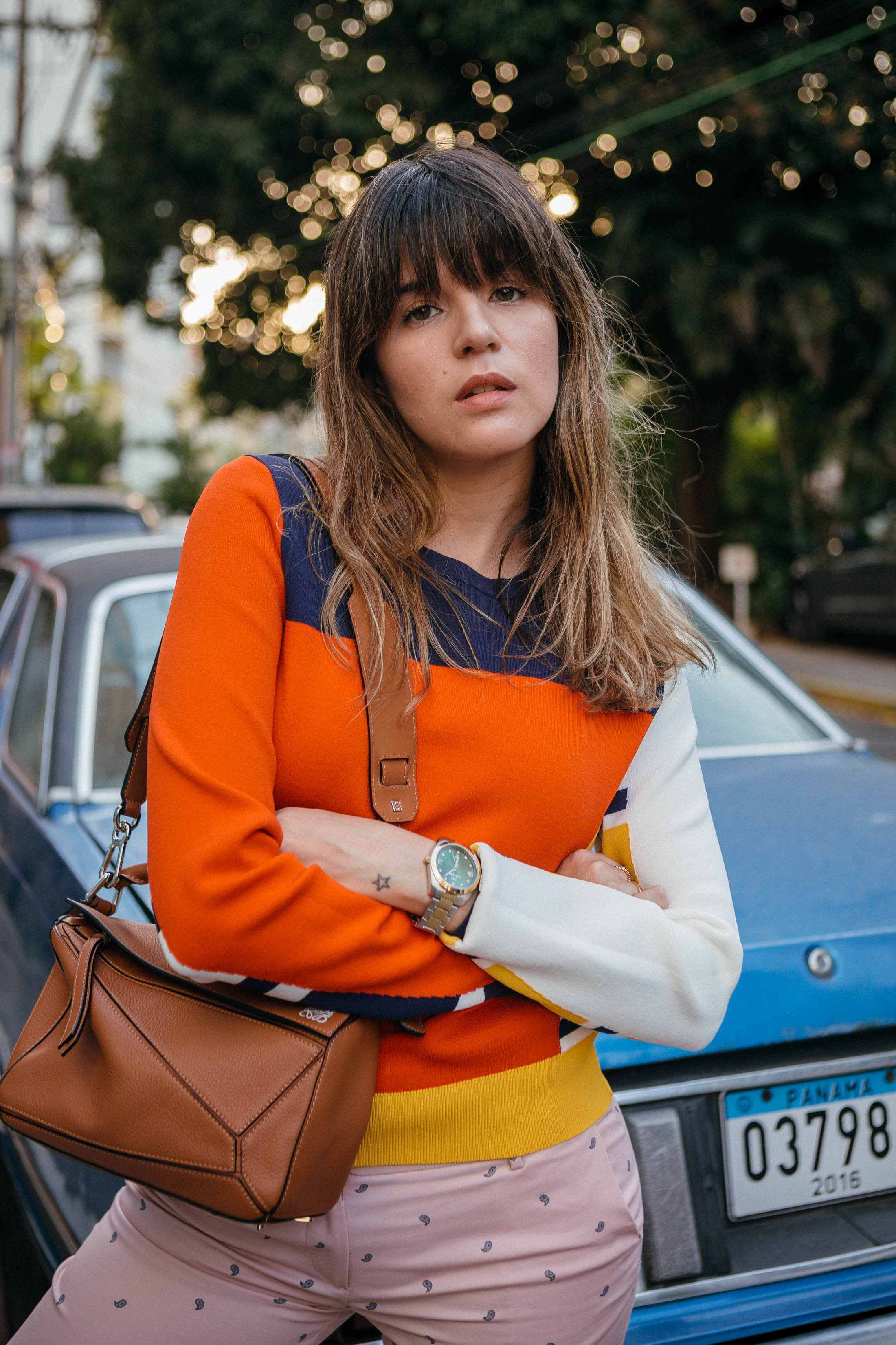 Blogger Maristella Gonzalez wearing a Tommy Hilfiger colorblock knit sweater from the Spring 2017 TommyNow collection